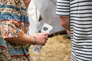 reusable cups auf nachhaltigen Festivals